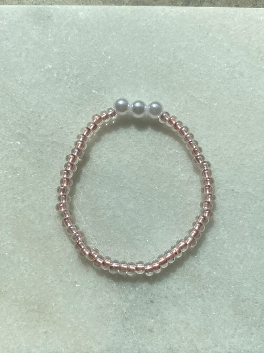 Pink pearl bracelet